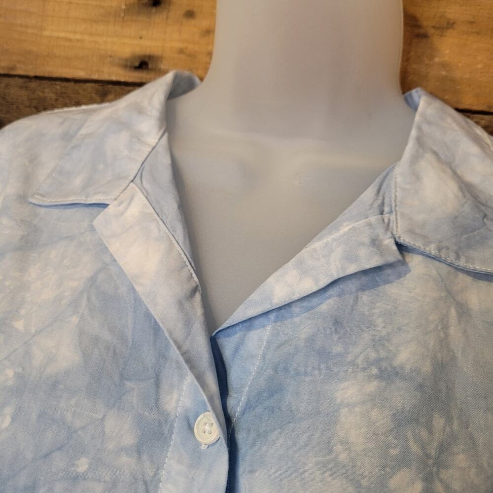 SALE-Thread & Supply women's blue tie dye oversized button up top Sz XS - Picture 3 of 9
